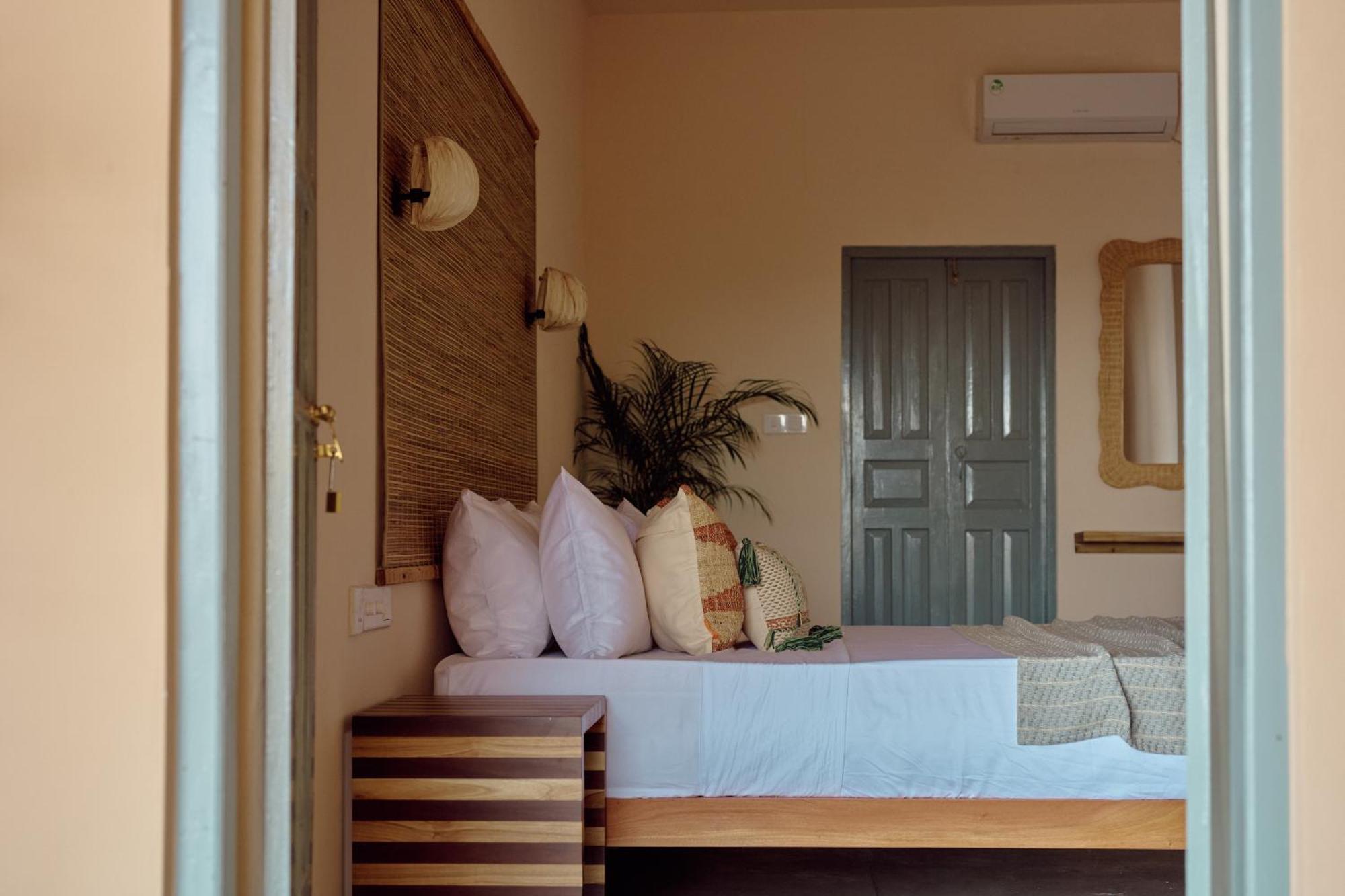 Gitano Surf Ahangama Beachfront 외부 사진